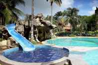 Swimming Pool Rompin Beach Resorts