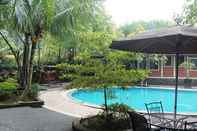 Kolam Renang New Green Sentul Resort & Hotel