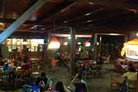 Bar, Kafe, dan Lounge Palanta Roemah Kajoe Syariah