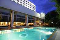 Swimming Pool The Imperial Hotel & Convention Centre Korat