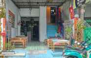 Luar Bangunan 6 OYO 985 The Twins Hostel