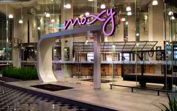 Luar Bangunan 4 Moxy Bandung