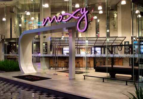 Exterior Moxy Bandung