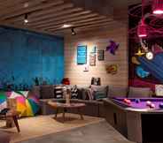 Entertainment Facility 7 Moxy Bandung