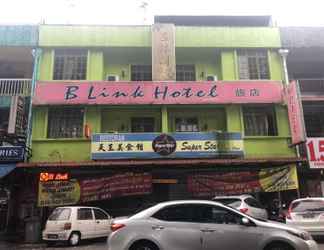 Bên ngoài 2 OYO 89703 B Link Hotel