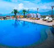 Kolam Renang 7 Best Western Plus Hotel Subic