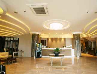 Lobby 2 Best Western Plus Hotel Subic