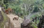 Nearby View and Attractions 7 Ndalem Joglo Hinggil