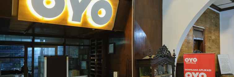 Sảnh chờ OYO 461 Hotel Madukoro Near RSI Hidayatullah