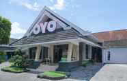 Luar Bangunan 2 OYO 461 Hotel Madukoro Near RSI Hidayatullah