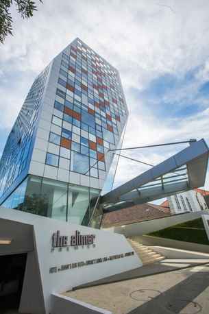 THE ALIMAR PREMIER HOTEL Surabaya near UNAIR Airlangga , Galaxy Mall, KONI , ITS , Kenjeran , Suramadu , Indonesia, Rp 678.133