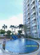 SWIMMING_POOL Two Bedroom at Tanglin Supermal Mansion Surabaya (Blessing)