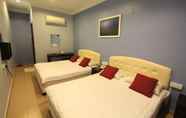 Kamar Tidur 6 Hotel Station 18