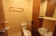 Toilet Kamar 7 Hotel Station 18