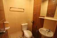 Toilet Kamar Hotel Station 18