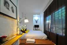 Khác Pyat Music and Artel