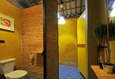 Khác 5 Pyat Music and Artel