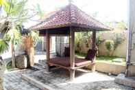 Common Space Budi Guesthouse