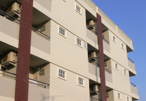 Luar Bangunan I Place Mansion Sanamchan