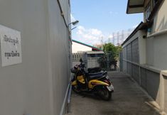 Luar Bangunan 6 I Place Mansion Sanamchan