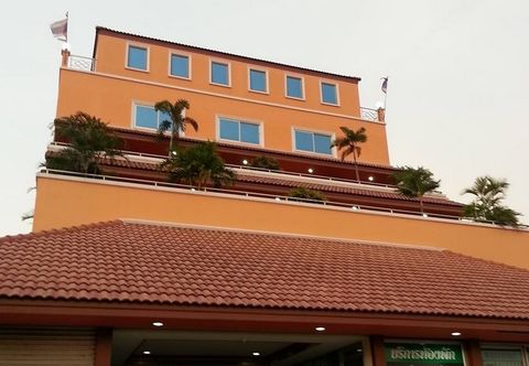 Lobby Phetchkasem Apartment Nakhon Pathom