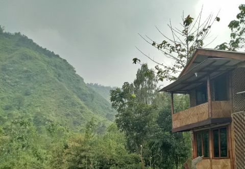 Luar Bangunan Kahyuna Guesthouse