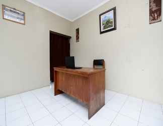 Lobby 2 Cozy Room at Homestay Pondok Merapi Selo