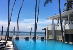 Hồ bơi 5 Surf4You Residence