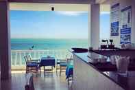 Bar, Kafe, dan Lounge Surf4You Residence