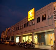 Luar Bangunan 2 T Hotel Kuala Perlis