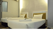 Kamar Tidur 6 First Residence Hotel