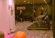 健身中心 7 Summer Suites Studios