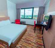 Bedroom 6 Harbour View Hotel Kuching