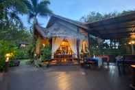 บาร์ คาเฟ่ และเลานจ์ Pura Vida Pai Resort