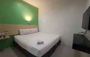 Kamar Tidur 7 T Hotel Tandop