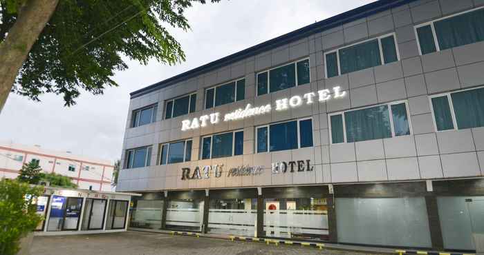 Bangunan Hotel Ratu Residence