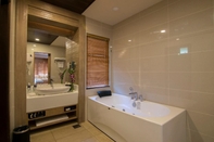 In-room Bathroom Royale Chulan Cherating Villa
