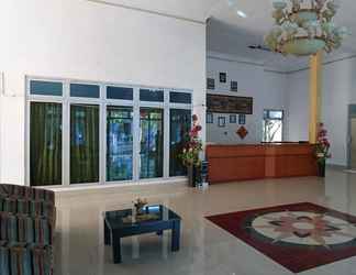 Lobi 2 Hotel Elvin