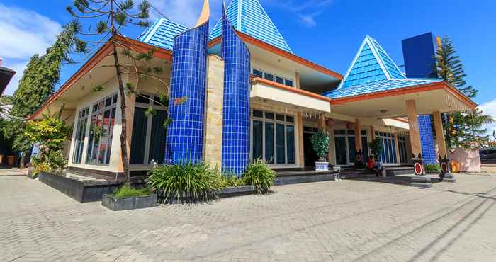 Luar Bangunan Hotel Elvin