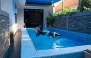 Swimming Pool 2 Cozzy Kostel Bogor Managed by Salak Hospitality