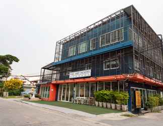 ภายนอกอาคาร 2 The Art Hostel Bangkok