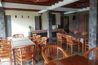 Bar, Cafe and Lounge Samakta Guest House