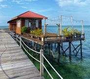 Nearby View and Attractions 2 Derawan Fisheries