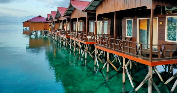 Exterior Derawan Fisheries