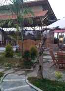 BAR_CAFE_LOUNGE Azizah Homestay