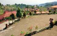 Lobby 3 Lesehan Kebon Pakis Villa & Resort