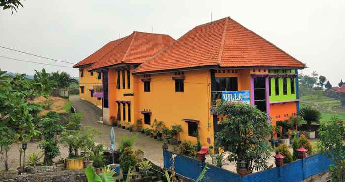 Luar Bangunan Villa Ratu