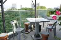 บาร์ คาเฟ่ และเลานจ์ Hotel Abby by the River