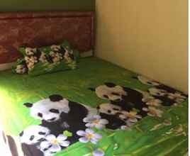 Kamar Tidur 4 Homestay Ibu Neng Geopark Ciletuh