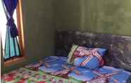 Kamar Tidur 3 Homestay Ibu Eti Geopark Ciletuh